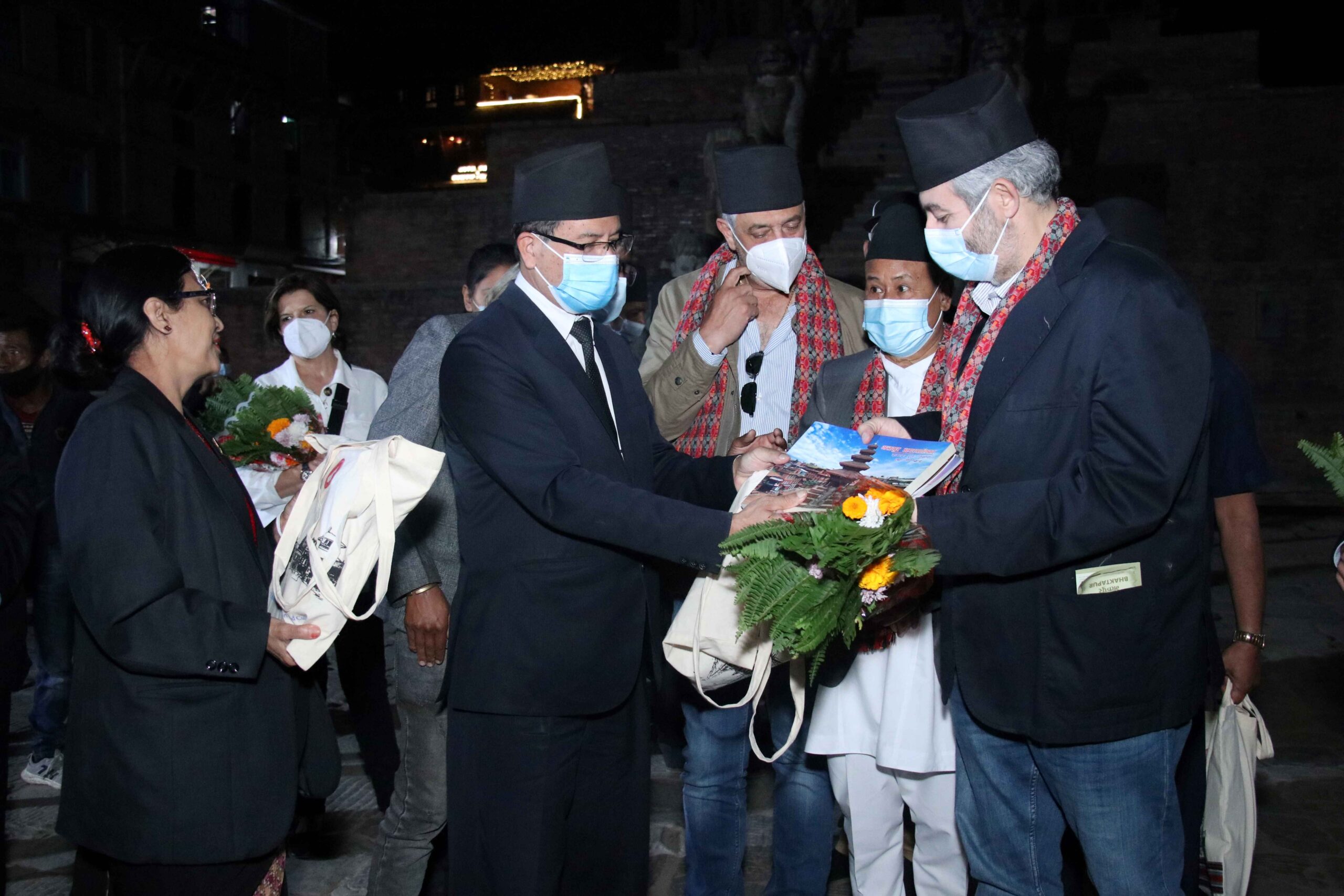 स्पेनिस संसदीय प्रतिनिधिमण्डल भक्तपुर भ्रमणमा : Jana Aawaj News