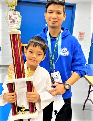 नेपालका ८ वर्षिय स्याल्वोन शाक्यले मार्सल आर्टमो ४ विधामा स्वर्ण जिते : Jana Aawaj News