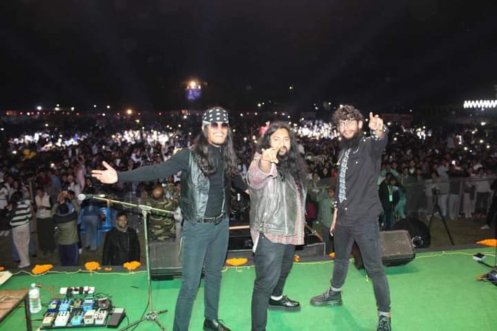 खिचरा महोत्सवमा द ईलिमेन्टस ब्यान्डको जोड्दार प्रस्तुती (तस्विरमा हेर्नुहोस)  : Jana Aawaj News