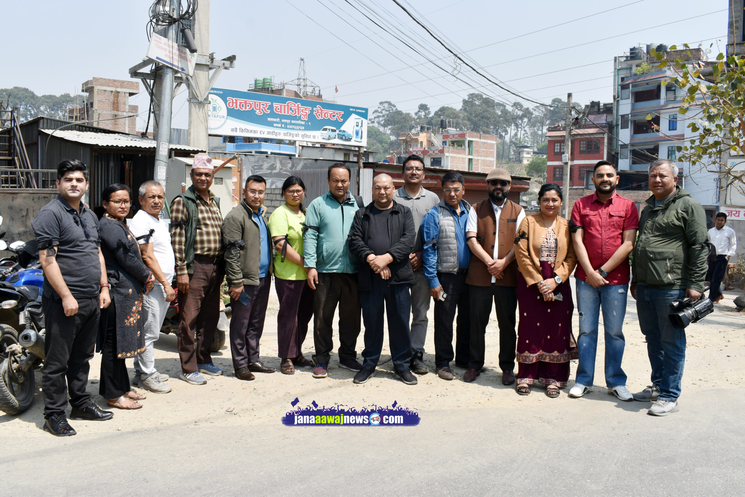 नेपाल पत्रकार महासंघ भक्तपुरद्वारा स्वर्गीय पत्रकार रजकको हत्याविरुद्ध कालो पट्टी बाधी विरोध : Jana Aawaj News