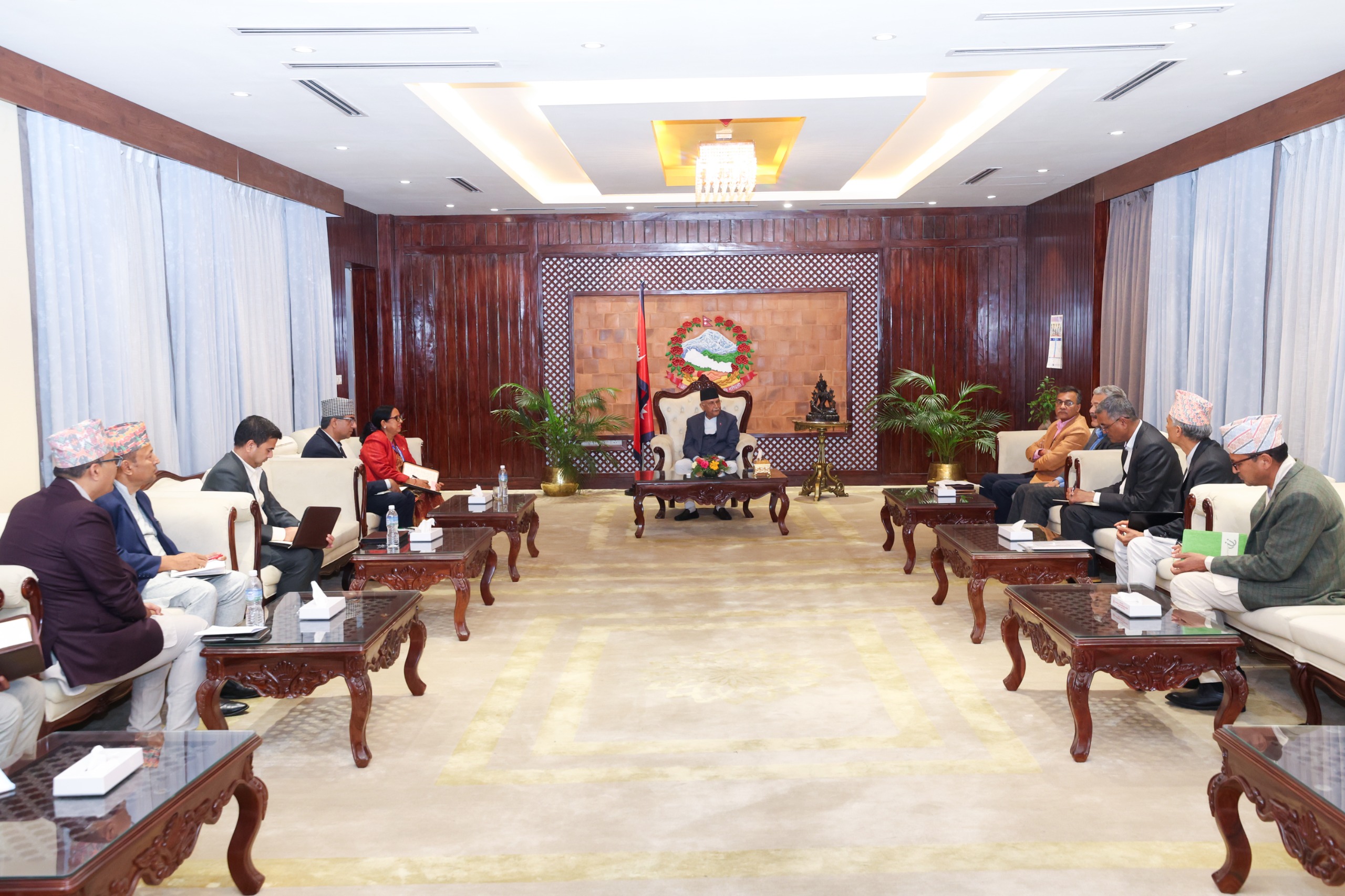 प्रधानमन्त्रीसँग संक्रमणकालीन न्यायसम्बन्धी दुई आयोगका पदाधिकारीको छलफल : Jana Aawaj News