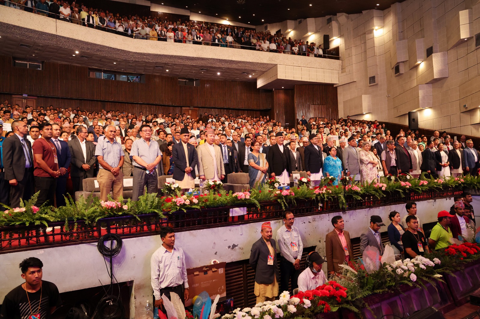 सिङ्गै नेपाल बन्छ, कर्णाली बन्छ, हामी बनाउँछौँ : प्रधानमन्त्री ओली : Jana Aawaj News