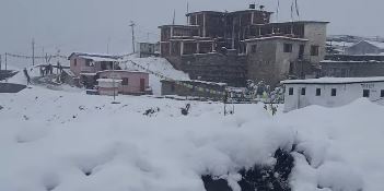 मुस्ताङमा बुधबार पनि भारी हिमपात : Jana Aawaj News