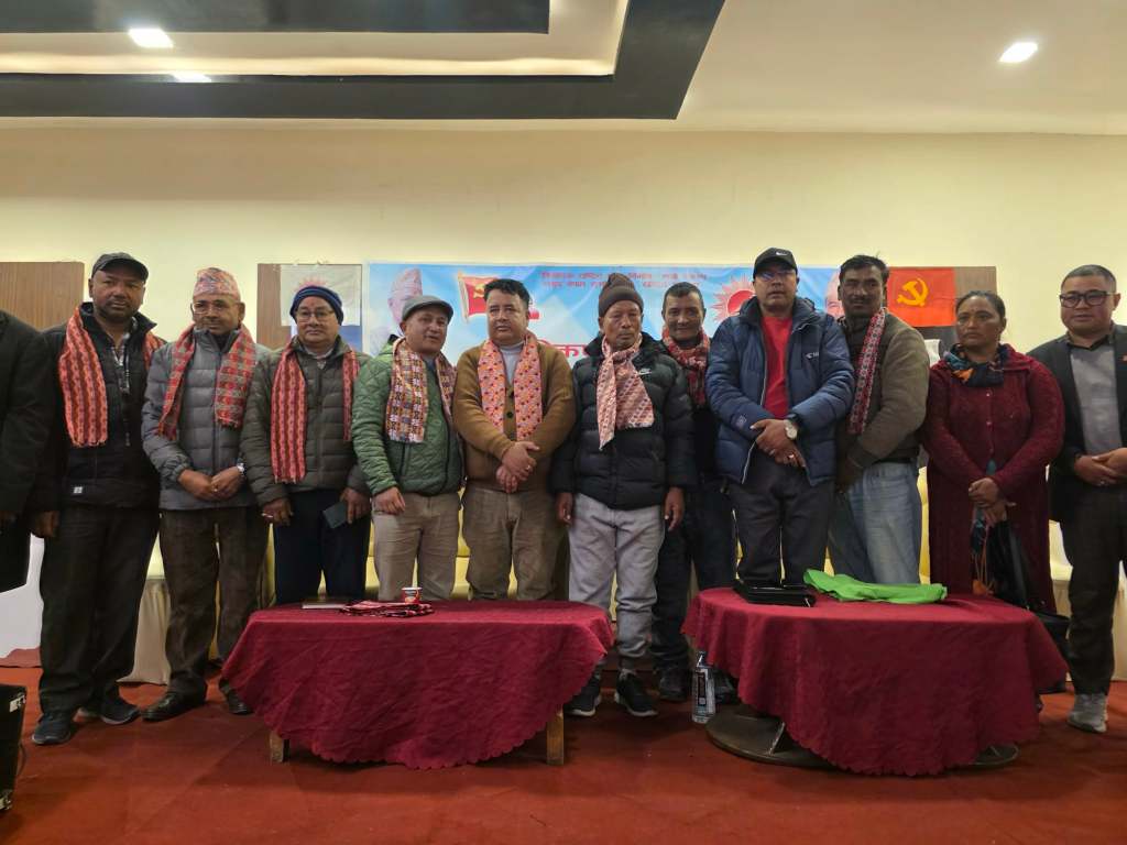 एमाले फर्किने नेता तथा कार्यकर्तालाई एमालेले गर्यो स्वागत : Jana Aawaj News