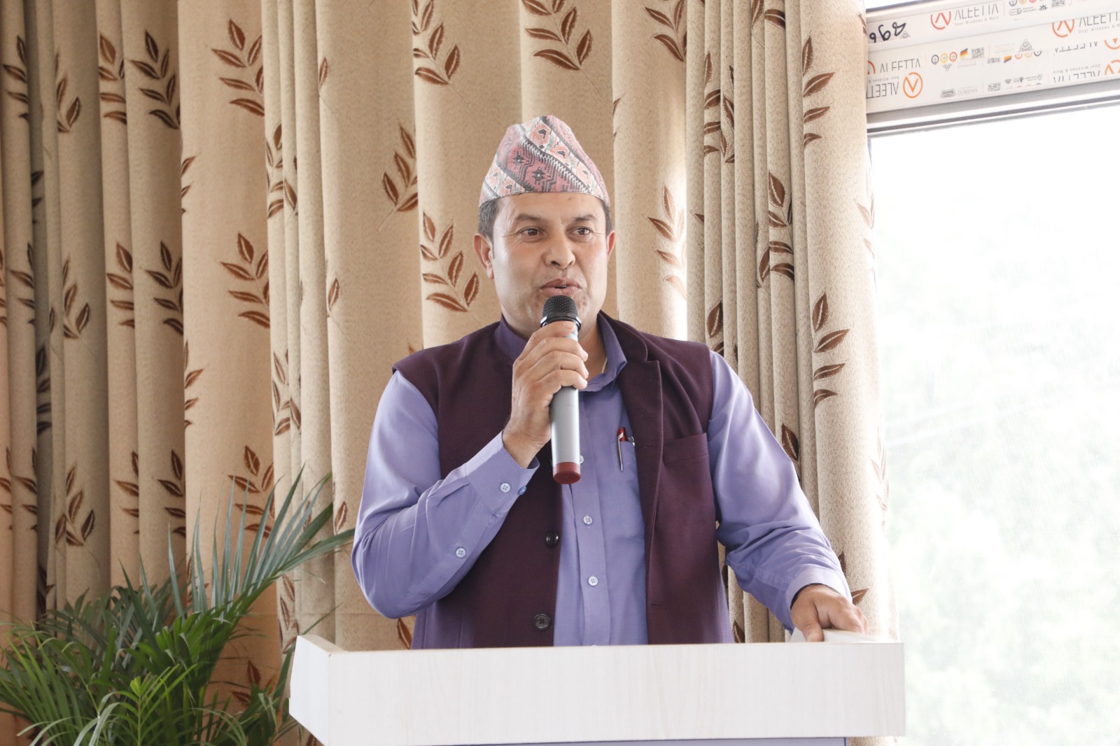 गुण्डुमा सम्पन्न सार्वजनिक सुनुवाईमा स्थानीयवासीले खोजे चुनाबमा मात्रै मुख देखिएको संघीय सांसद खोई ? : Jana Aawaj News